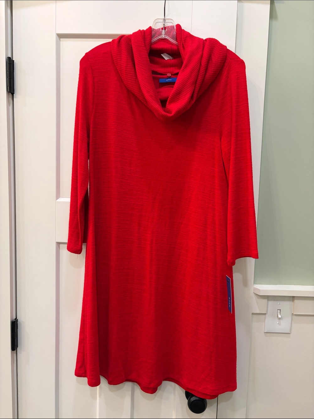 Apt. 9 Long Sleeve Dress Tango Red Medium With Detachable Cowl Neck Scarf NWT